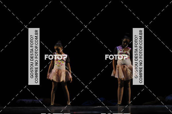 Buy your photos of the eventEspetculo de Dana Studio V on Fotop