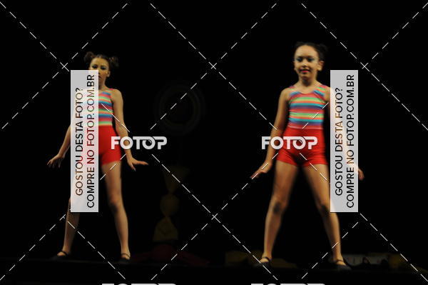 Buy your photos of the eventEspetculo de Dana Studio V on Fotop