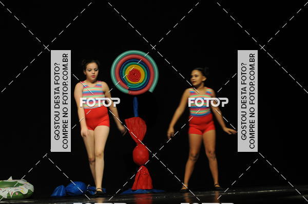 Buy your photos of the eventEspetculo de Dana Studio V on Fotop