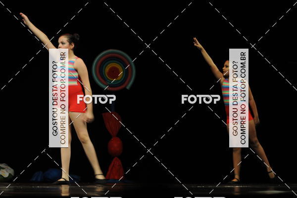 Buy your photos of the eventEspetculo de Dana Studio V on Fotop
