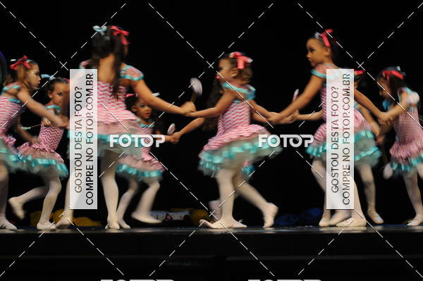 Buy your photos of the eventEspetculo de Dana Studio V on Fotop