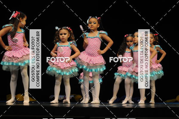 Buy your photos of the eventEspetculo de Dana Studio V on Fotop