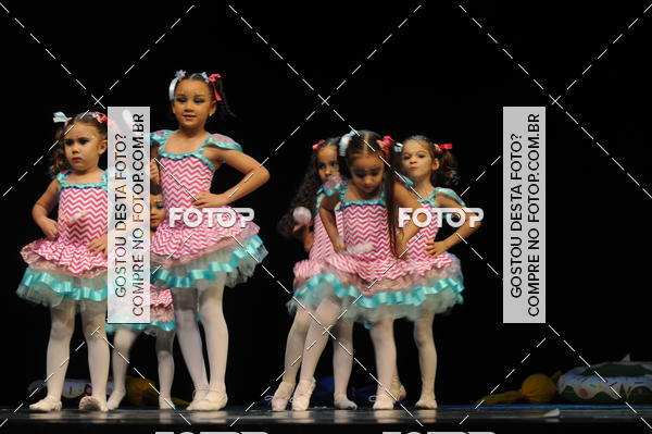 Buy your photos of the eventEspetculo de Dana Studio V on Fotop