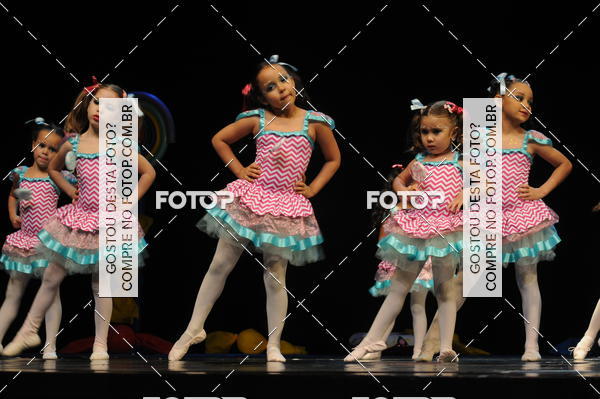 Buy your photos of the eventEspetculo de Dana Studio V on Fotop