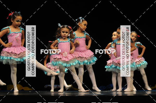 Buy your photos of the eventEspetculo de Dana Studio V on Fotop