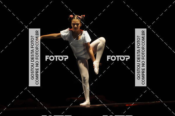 Buy your photos of the eventEspetculo de Dana Studio V on Fotop