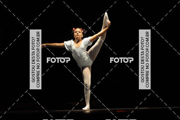 Buy your photos of the eventEspetculo de Dana Studio V on Fotop