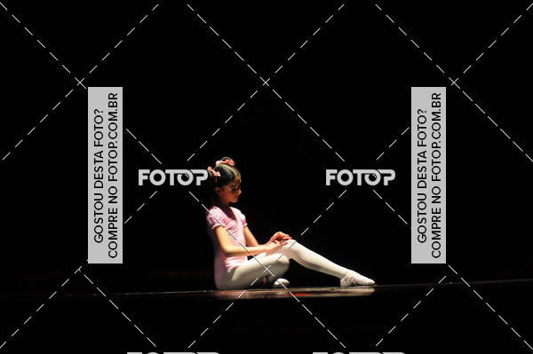 Buy your photos of the eventEspetculo de Dana Studio V on Fotop