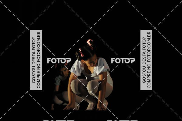 Buy your photos of the eventEspetculo de Dana Studio V on Fotop