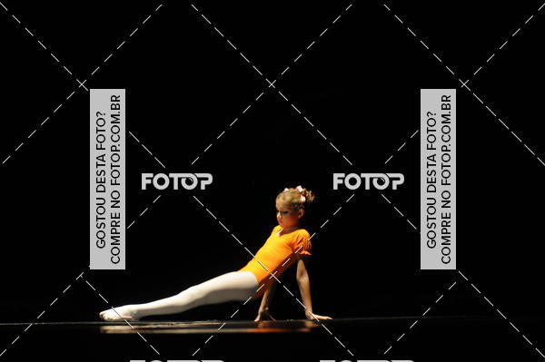 Buy your photos of the eventEspetculo de Dana Studio V on Fotop