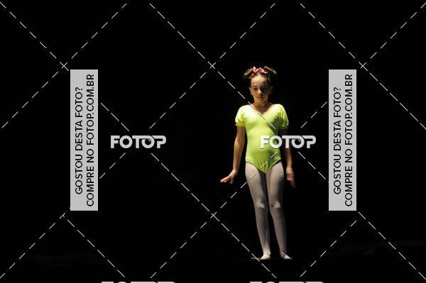 Buy your photos of the eventEspetculo de Dana Studio V on Fotop