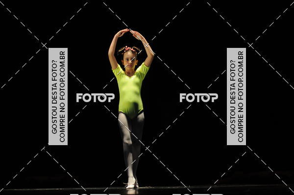 Buy your photos of the eventEspetculo de Dana Studio V on Fotop