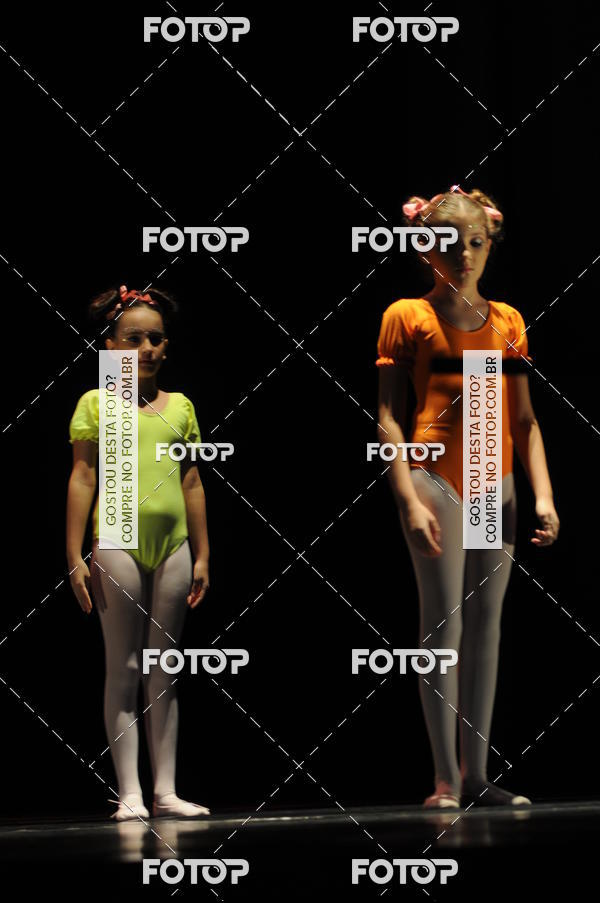 Buy your photos of the eventEspetculo de Dana Studio V on Fotop