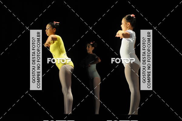 Buy your photos of the eventEspetculo de Dana Studio V on Fotop