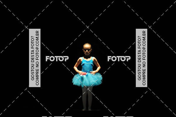 Buy your photos of the eventEspetculo de Dana Studio V on Fotop
