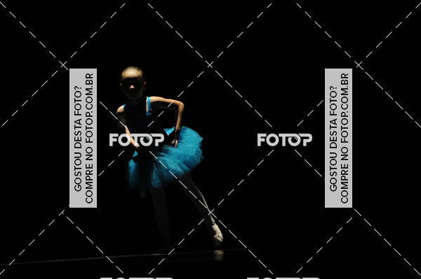 Buy your photos of the eventEspetculo de Dana Studio V on Fotop