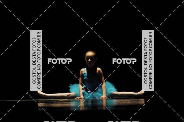 Buy your photos of the eventEspetculo de Dana Studio V on Fotop