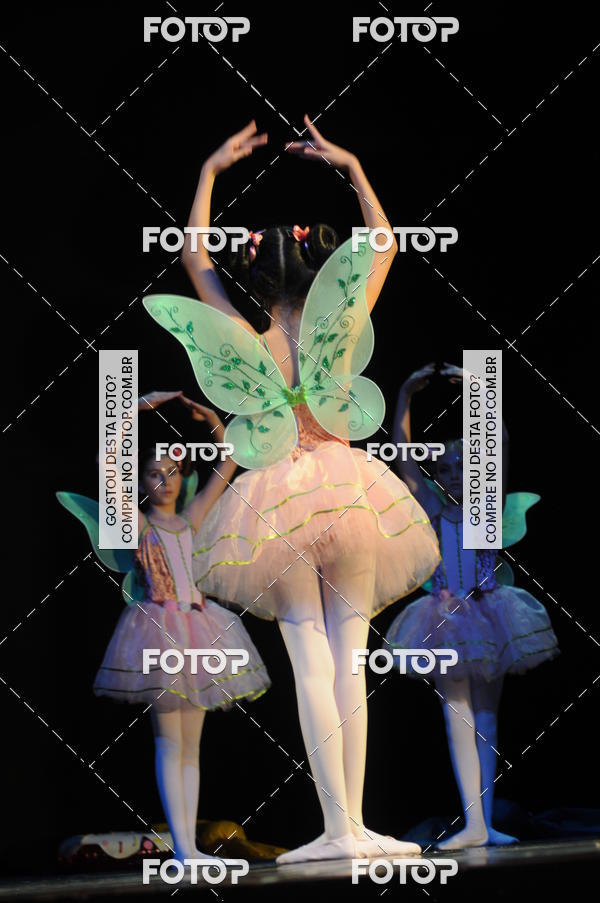 Buy your photos of the eventEspetculo de Dana Studio V on Fotop