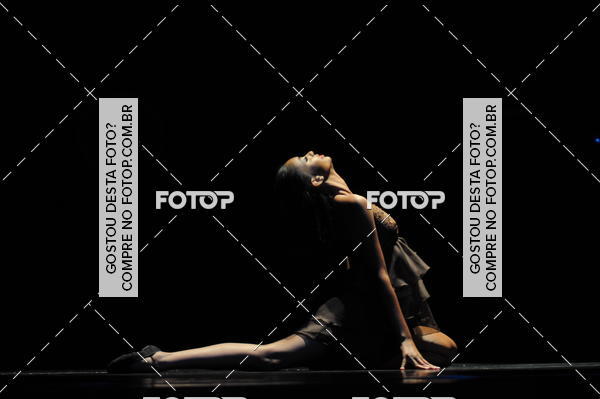 Buy your photos of the eventEspetculo de Dana Studio V on Fotop