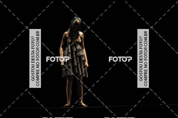 Buy your photos of the eventEspetculo de Dana Studio V on Fotop