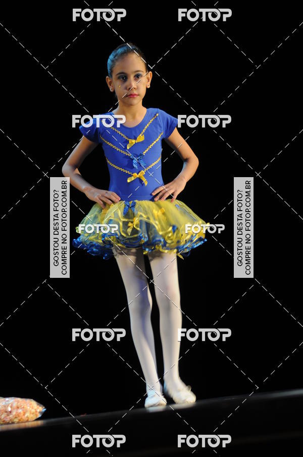 Buy your photos of the eventEspetculo de Dana Studio V on Fotop