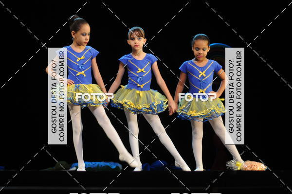 Buy your photos of the eventEspetculo de Dana Studio V on Fotop