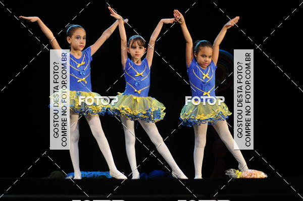 Buy your photos of the eventEspetculo de Dana Studio V on Fotop