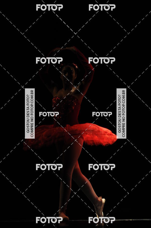 Buy your photos of the eventEspetculo de Dana Studio V on Fotop