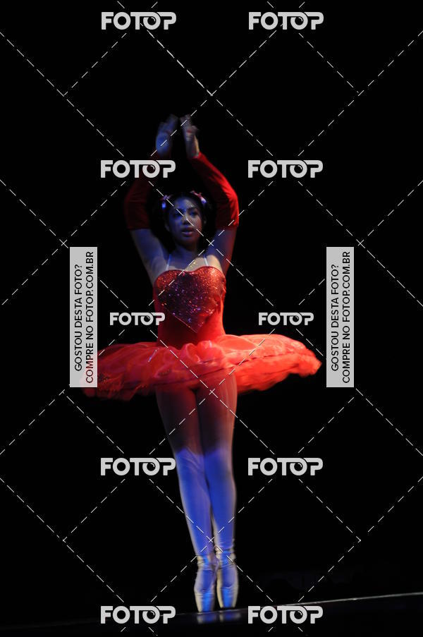 Buy your photos of the eventEspetculo de Dana Studio V on Fotop