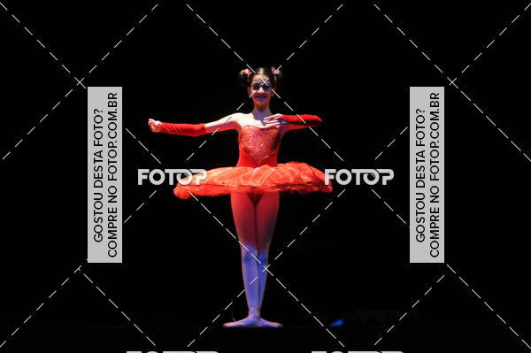 Buy your photos of the eventEspetculo de Dana Studio V on Fotop