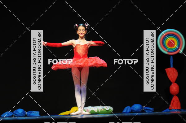 Buy your photos of the eventEspetculo de Dana Studio V on Fotop