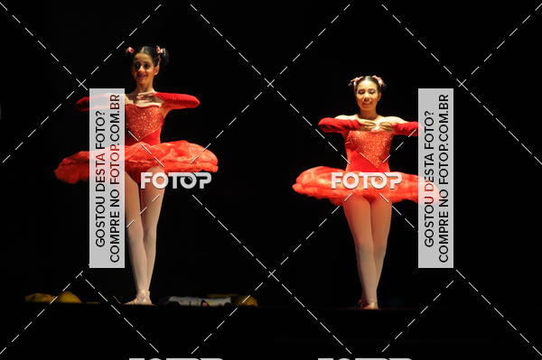 Buy your photos of the eventEspetculo de Dana Studio V on Fotop