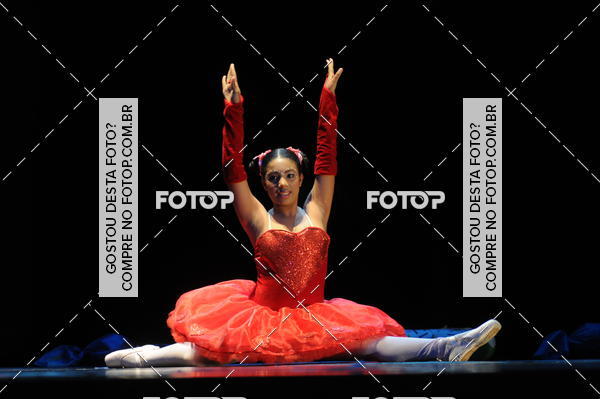 Buy your photos of the eventEspetculo de Dana Studio V on Fotop