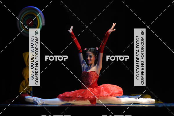 Buy your photos of the eventEspetculo de Dana Studio V on Fotop