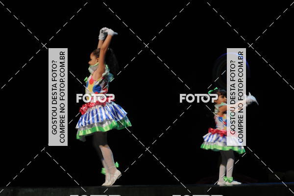 Buy your photos of the eventEspetculo de Dana Studio V on Fotop