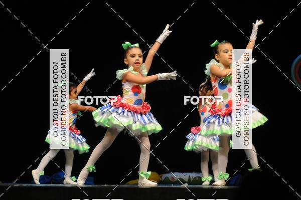 Buy your photos of the eventEspetculo de Dana Studio V on Fotop