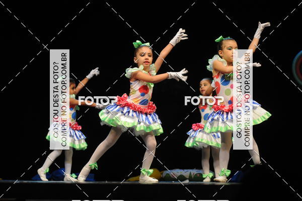 Buy your photos of the eventEspetculo de Dana Studio V on Fotop