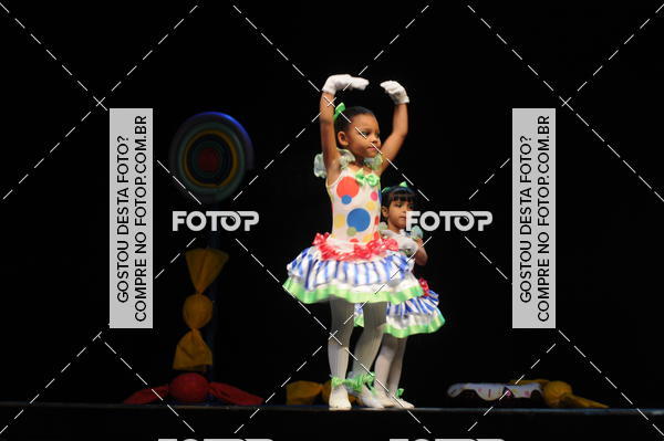 Buy your photos of the eventEspetculo de Dana Studio V on Fotop