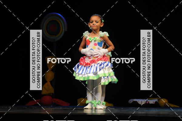 Buy your photos of the eventEspetculo de Dana Studio V on Fotop