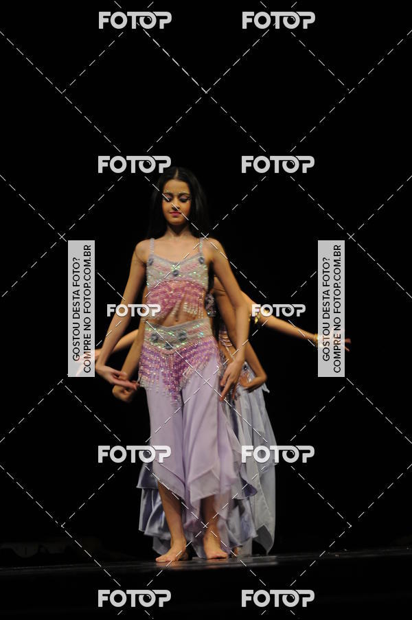 Buy your photos of the eventEspetculo de Dana Studio V on Fotop