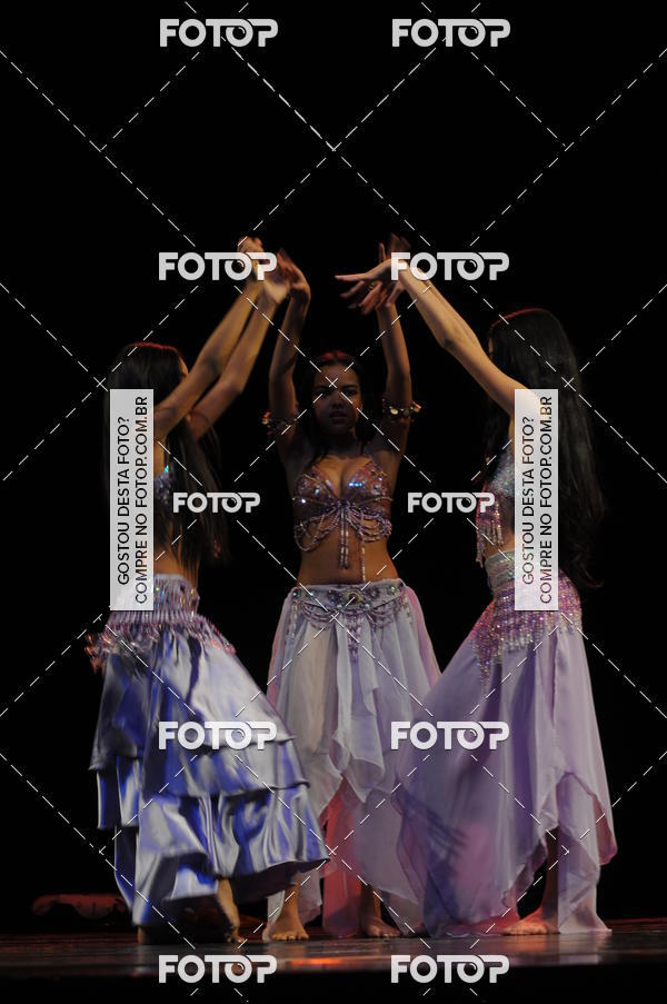 Buy your photos of the eventEspetculo de Dana Studio V on Fotop