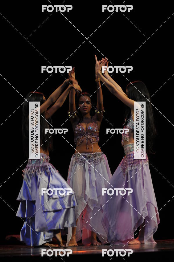 Buy your photos of the eventEspetculo de Dana Studio V on Fotop