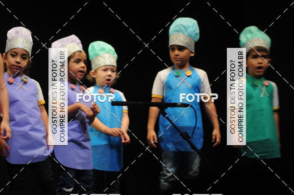 Buy your photos of the eventEspetculo de Dana Studio V on Fotop