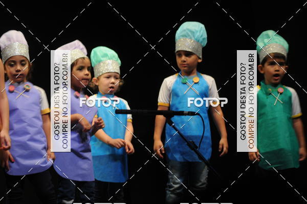 Buy your photos of the eventEspetculo de Dana Studio V on Fotop