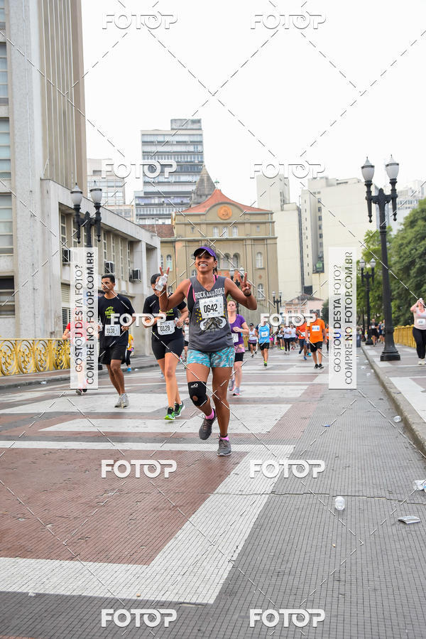 Buy your photos of the eventCircuito Caixa da Cidadania - Vale do Anhangabau on Fotop