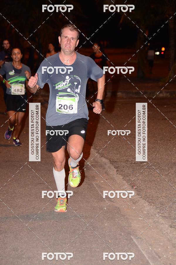Buy your photos of the eventGreen Night -Corrida Noturna - Piratininga on Fotop