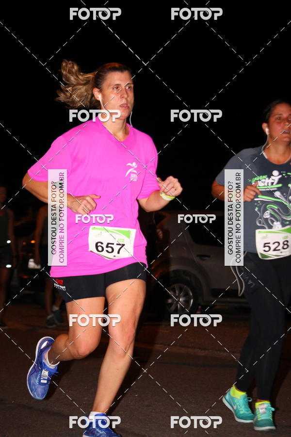 Buy your photos of the eventGreen Night -Corrida Noturna - Piratininga on Fotop