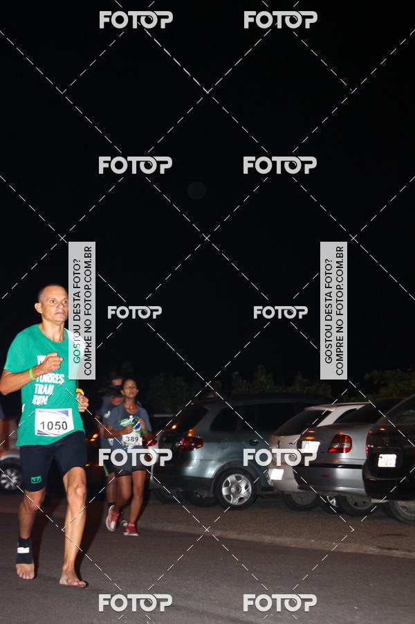 Buy your photos of the eventGreen Night -Corrida Noturna - Piratininga on Fotop