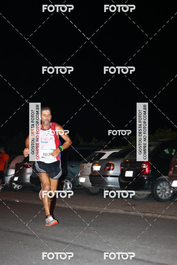 Buy your photos of the eventGreen Night -Corrida Noturna - Piratininga on Fotop