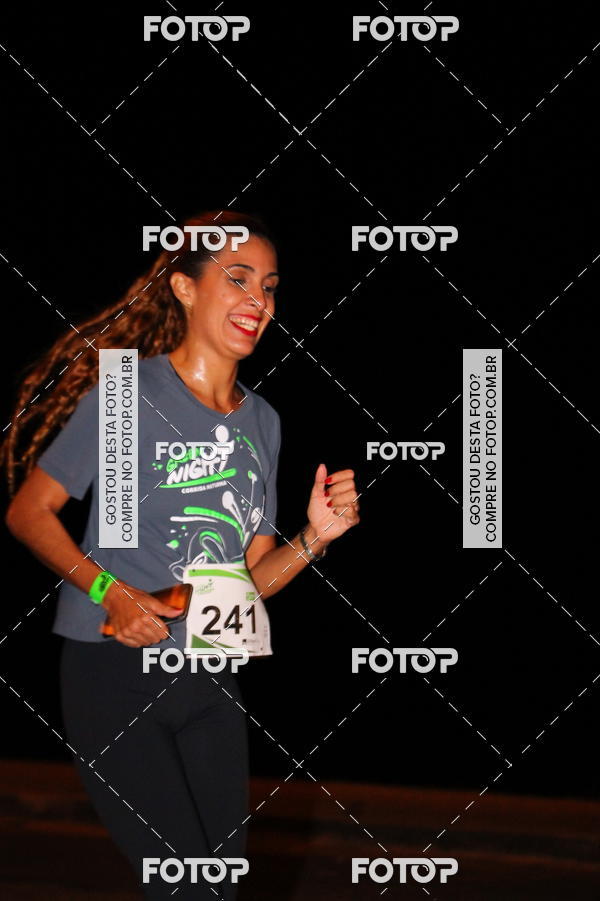 Buy your photos of the eventGreen Night -Corrida Noturna - Piratininga on Fotop